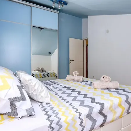 Apartament Elena *